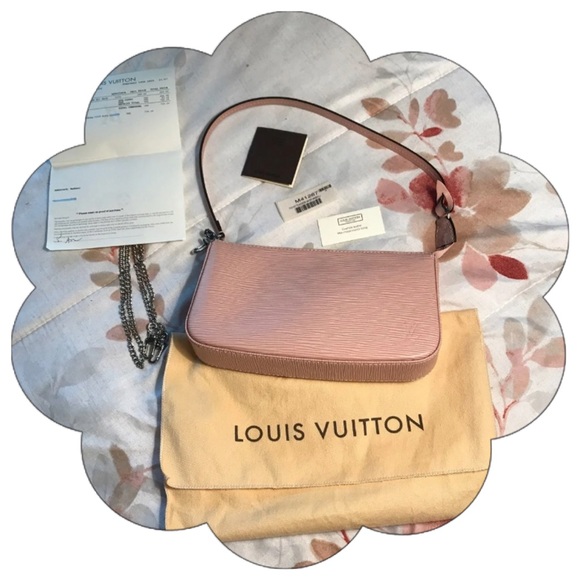 Louis Vuitton Handbags - Authentic Louis Vuitton Epi Pochette NM Magnolia